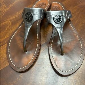 Tory Burch Brown Leather Thong Sandals with Black Logo